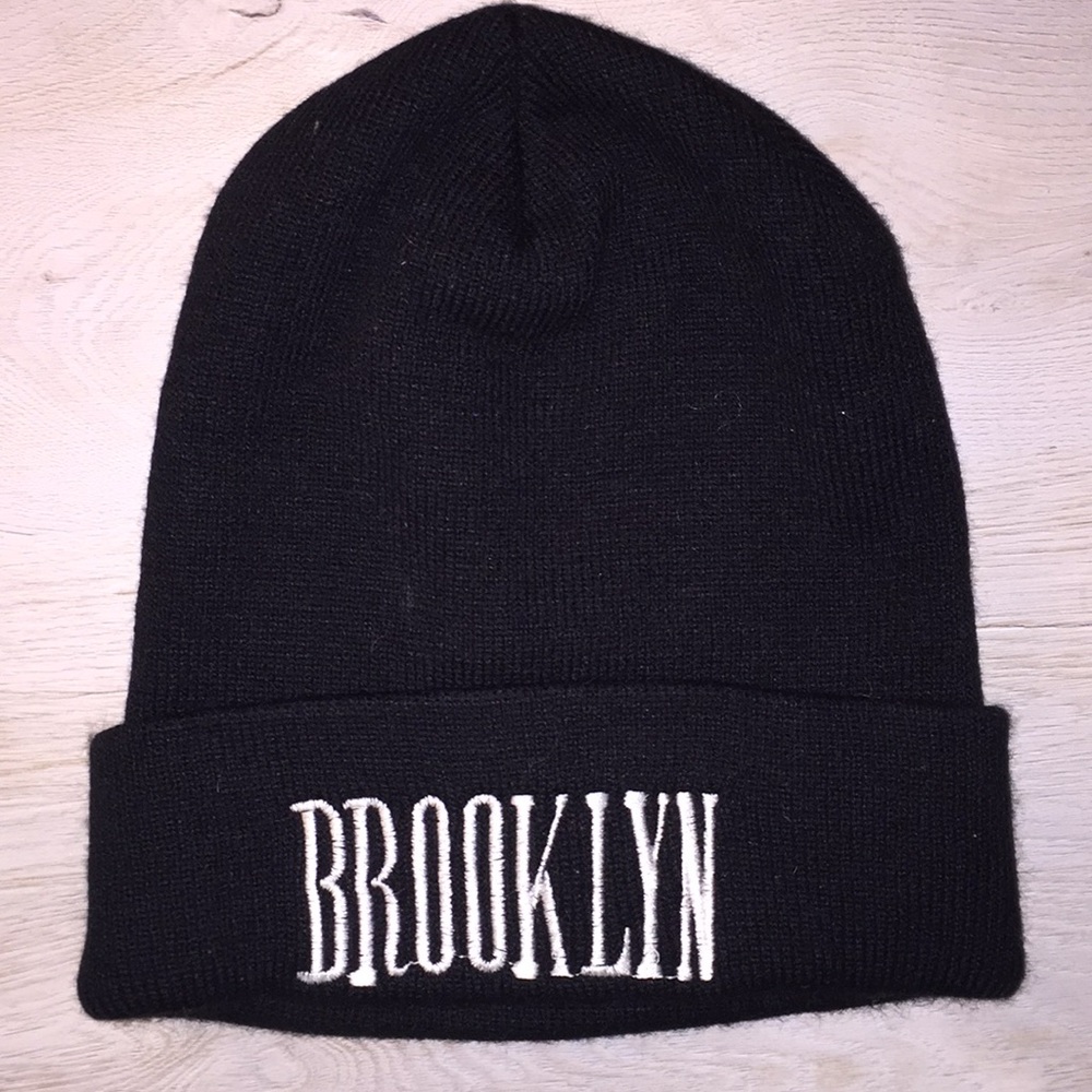 Black winter ❄️ ski snow hat embroidered BROOKLYN